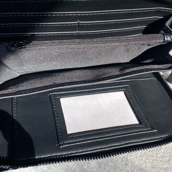 🖤🤍BETSEY JOHNSON🖤🤍Houndstooth Fabric Zip Around Long Wallet Wristlet/NWOT - Picture 5 of 6